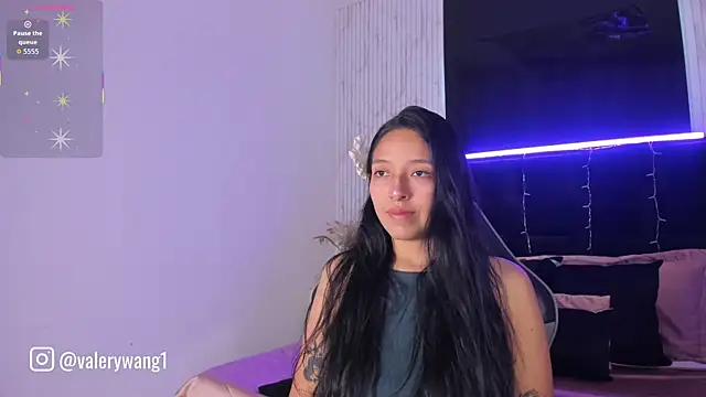 Valery wang online show from 09/25/25, 12:11