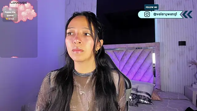 Valery wang online show from 12/03/25, 11:53