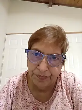 florecita69 online show from 12/17/25, 01:49