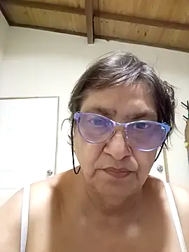 florecita69 online show from 10/19/25, 01:41