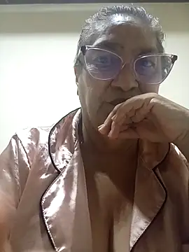 florecita69 online show from 02/24/26, 01:50