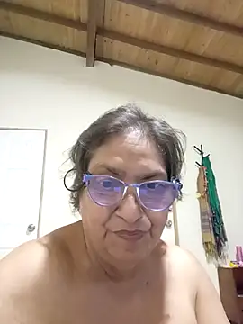 florecita69 online show from 10/17/25, 02:37