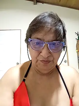 florecita69 online show from 10/11/25, 02:12