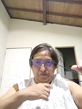 florecita69 online show from 10/04/25, 03:08