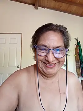 florecita69 online show from 10/15/25, 02:25