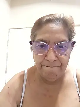 florecita69 online show from 01/16/26, 02:43