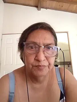 florecita69 online show from 11/11/25, 02:34