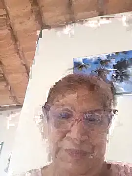 florecita69 online show from 12/18/25, 02:21