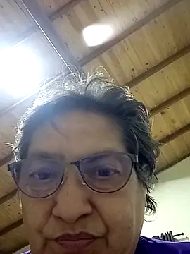 florecita69 online show from 03/13/25, 04:16