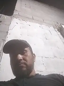 estuker22 online show from 09/14/25, 04:46