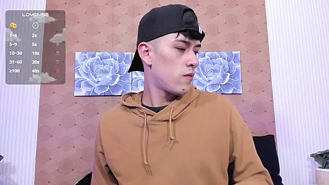 Ryan Clark  online show from 12/01/24, 08:25