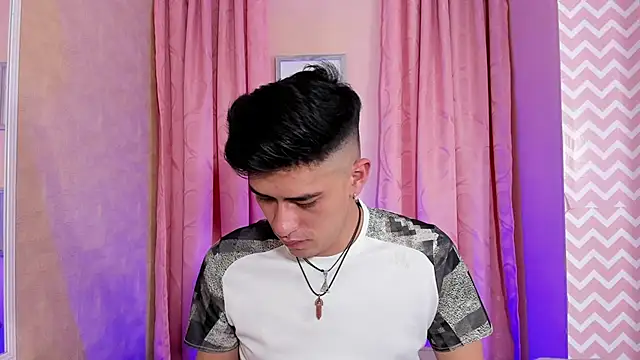 Ryan Clark  online show from 01/17/25, 07:49