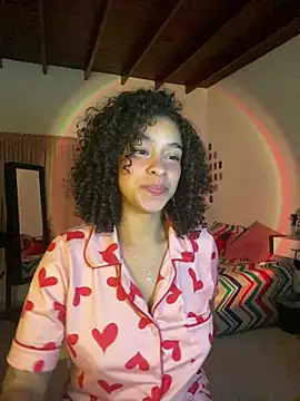 Snapshot of Arteatenea__ chatting on 03/18/25, 03:56 Arteatenea online show from 03/18/25, 03:56