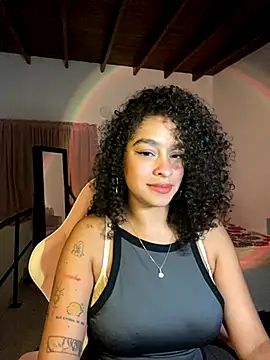 Snapshot of Arteatenea__ chatting on 09/28/25, 01:45 Arteatenea online show from 09/28/25, 01:45