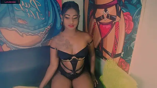 Snapshot of Littleindianmilf chatting on 12/01/25, 10:16 Littleindianmilf online show from 12/01/25, 10:16