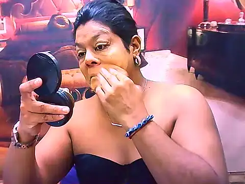 indianCherryPie online show from 05/18/26, 05:13