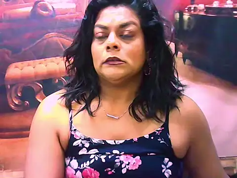 Snapshot of indianCherryPie chatting on 06/17/26, 05:18 indianCherryPie online show from 06/17/26, 05:18