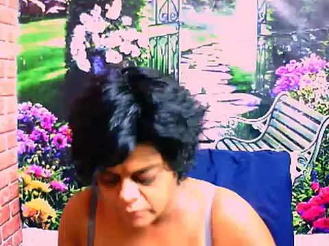 Snapshot of indianCherryPie chatting on 03/11/25, 05:57 indianCherryPie online show from 03/11/25, 05:57