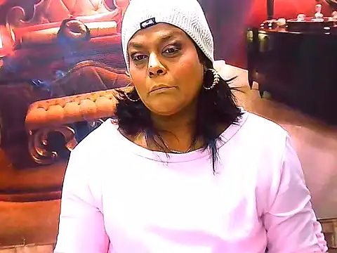 indianCherryPie online show from 05/28/26, 05:15