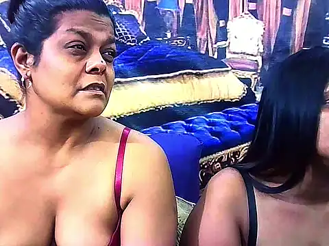 indianCherryPie online show from 11/24/25, 05:51