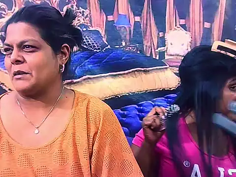 indianCherryPie online show from 11/21/25, 05:50