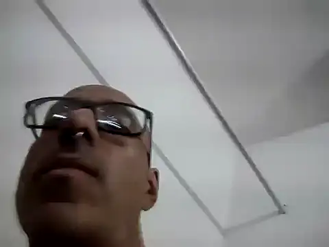 Flippyx4U online show from 12/16/25, 01:48