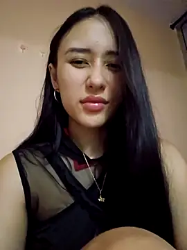 Snapshot of Selena_blake chatting on 03/20/25, 10:43 Selena blake online show from 03/20/25, 10:43