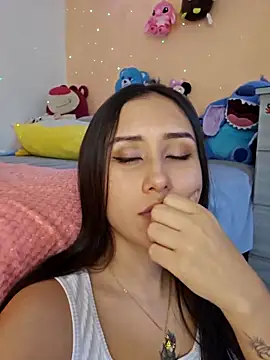 Snapshot of Selena_blake chatting on 11/06/25, 10:36 Selena blake online show from 11/06/25, 10:36