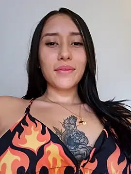 Snapshot of Selena_blake chatting on 03/21/25, 07:35 Selena blake online show from 03/21/25, 07:35