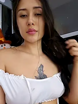 Snapshot of Selena_blake chatting on 10/30/25, 11:34 Selena blake online show from 10/30/25, 11:34