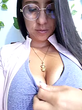 VALERY-03  online show from 02/19/26, 12:02