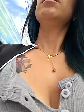 VALERY-03  online show from 12/05/25, 12:15