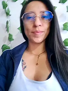 VALERY-03  online show from 10/17/25, 12:18