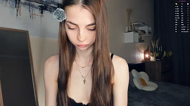 MaryJacksoon online show from 04/19/26, 07:53