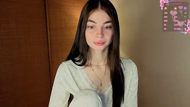 MaryJacksoon online show from 11/01/25, 08:08