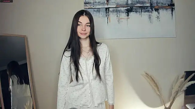 MaryJacksoon online show from 11/29/25, 07:30