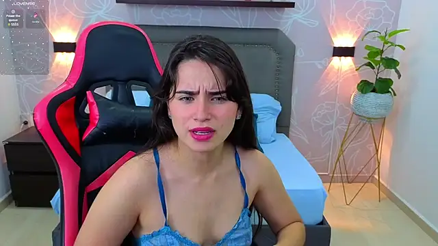 Snapshot of angelica_dymond chatting on 09/12/25, 12:05 angelica dymond online show from 09/12/25, 12:05