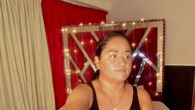 MicaelaHot  online show from 04/11/26, 03:14