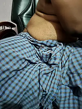 KMRomance online show from 10/29/25, 02:38