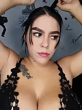 BigTits Kitty online show from 06/24/26, 11:42