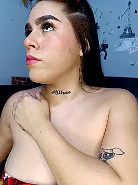 BigTits Kitty online show from 04/18/26, 06:38