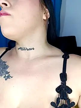 BigTits Kitty online show from 04/30/26, 10:03