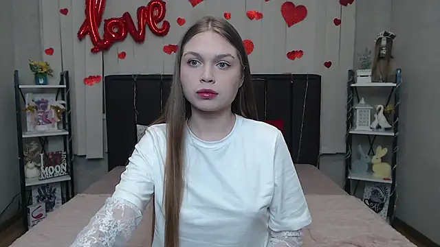 LaraPika online show from 03/09/26, 06:00