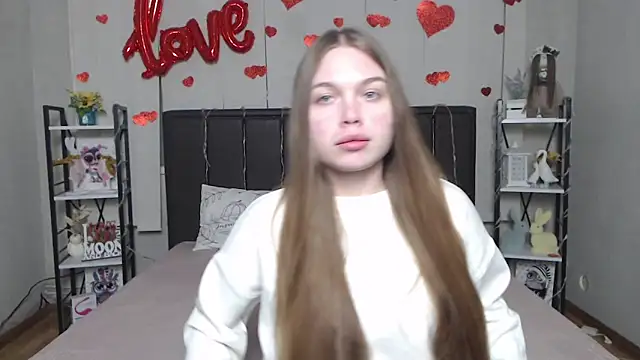 LaraPika online show from 02/11/26, 06:02