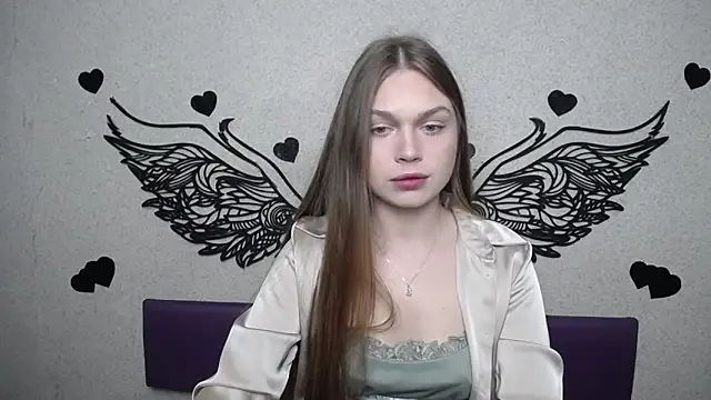 LaraPika online show from 03/25/26, 06:02