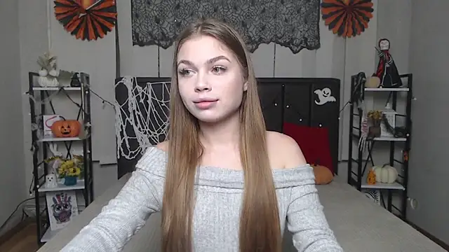 LaraPika online show from 10/30/25, 06:12