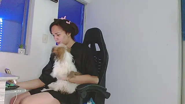 giuliana andrade online show from 04/17/26, 12:02