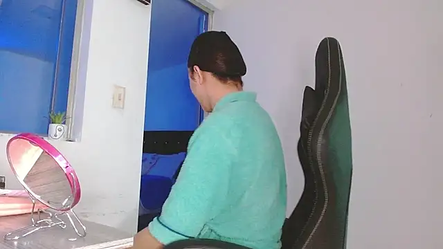 giuliana andrade online show from 03/26/26, 12:09