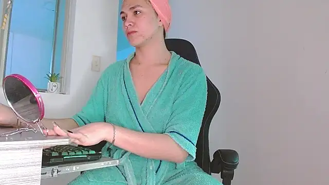 giuliana andrade online show from 03/27/26, 12:19