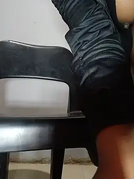 SWEETCLITYxxx online show from 05/17/26, 08:31
